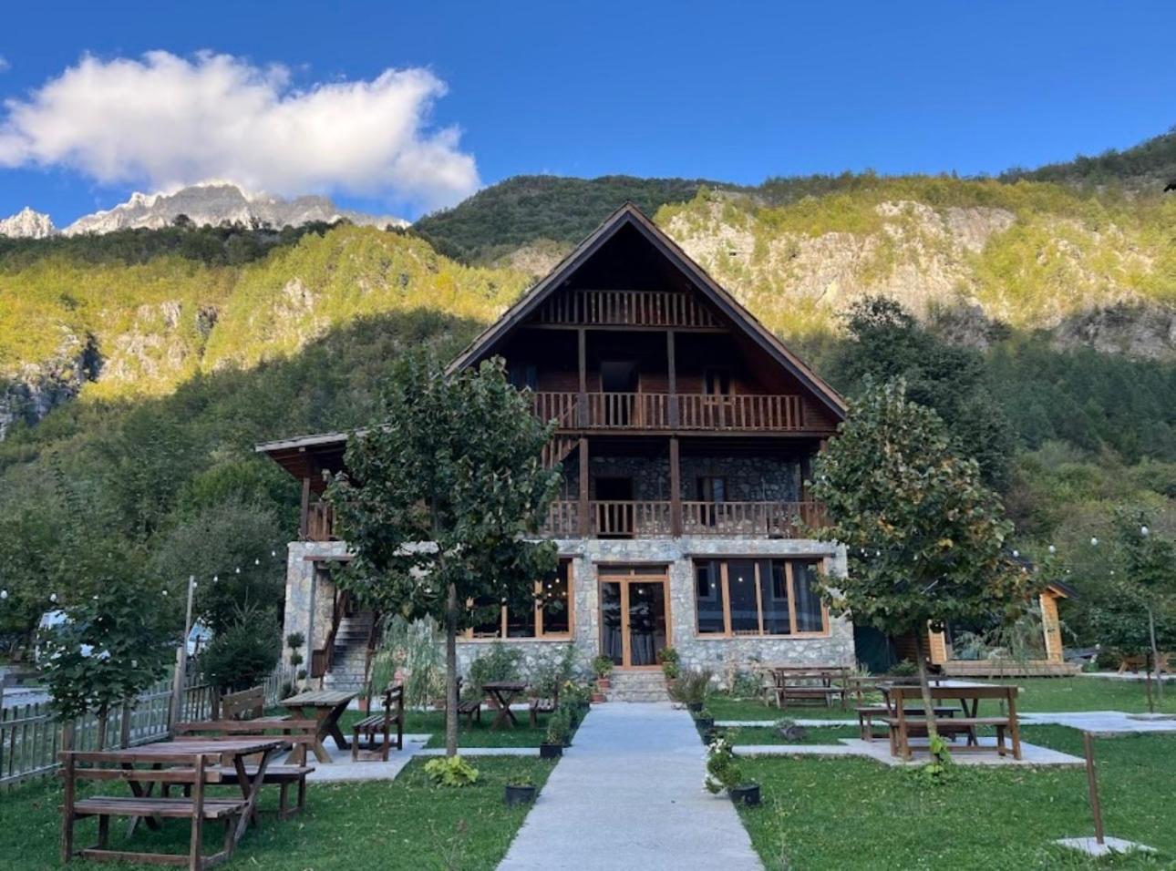 Alpinehouse